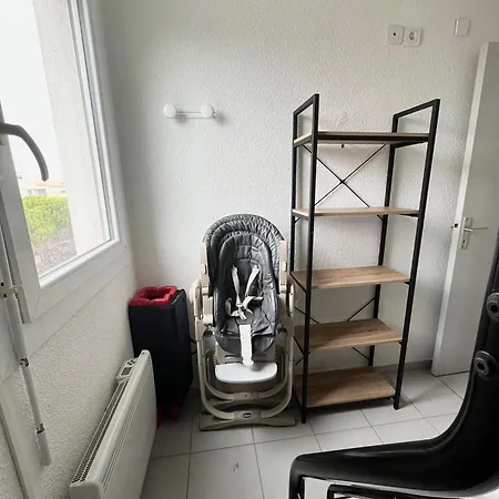 アパート Devant La + Parking *