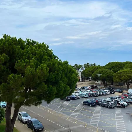 Devant La + Parking Apartmán Le Grau-du-Roi