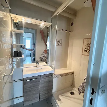 Апартаменты Devant La + Parking